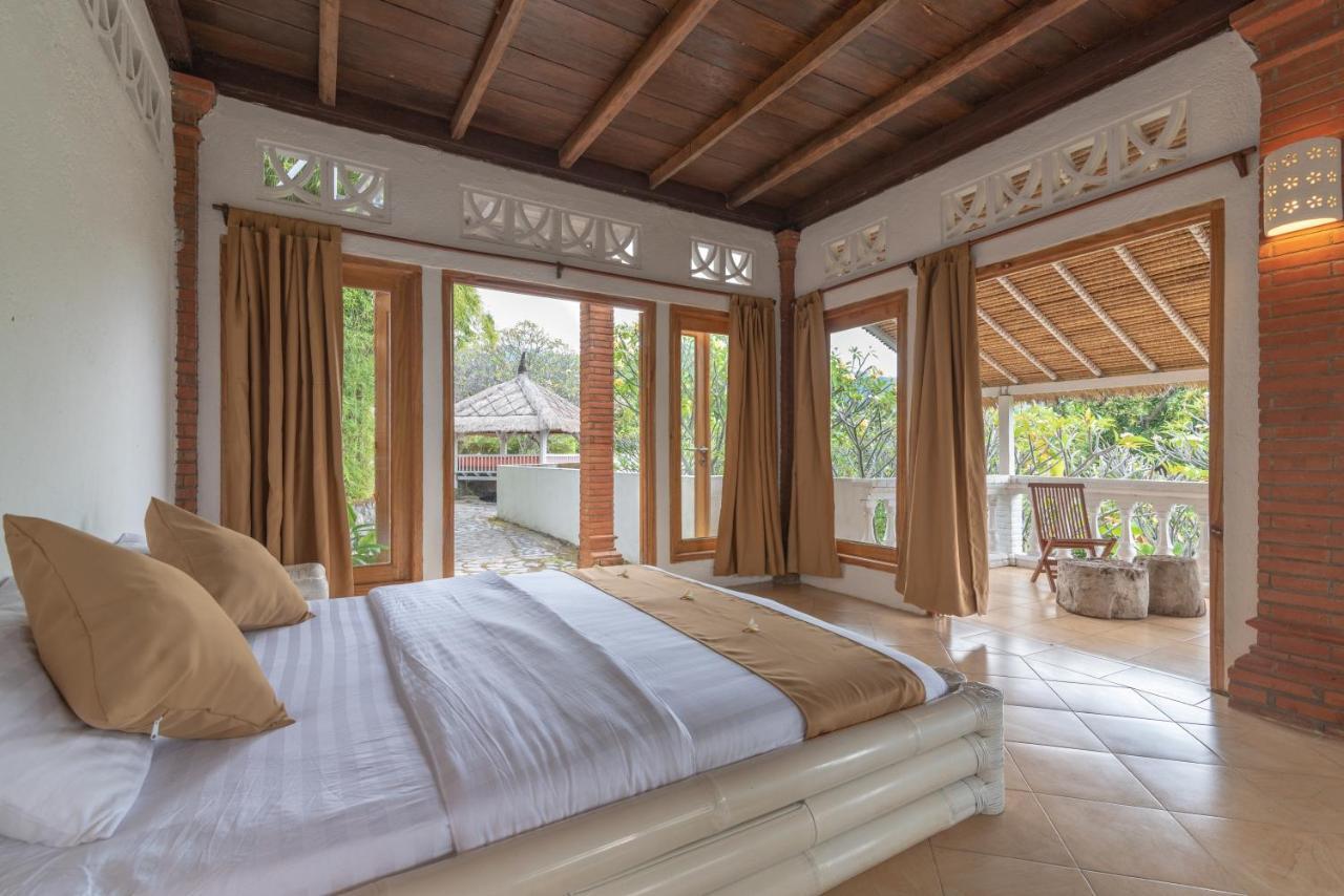 Villa Dinding Batu Singaraja Exterior foto