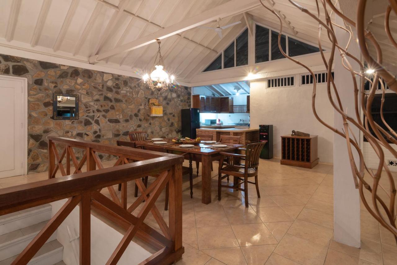 Villa Dinding Batu Singaraja Exterior foto